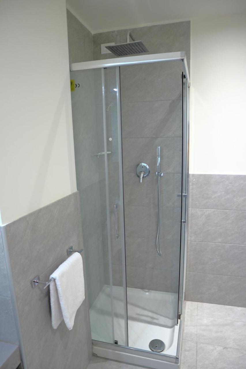 Dimora Dell'Arte - Foresteria Lombarda Smart Rent Sesto San Giovanni Buitenkant foto