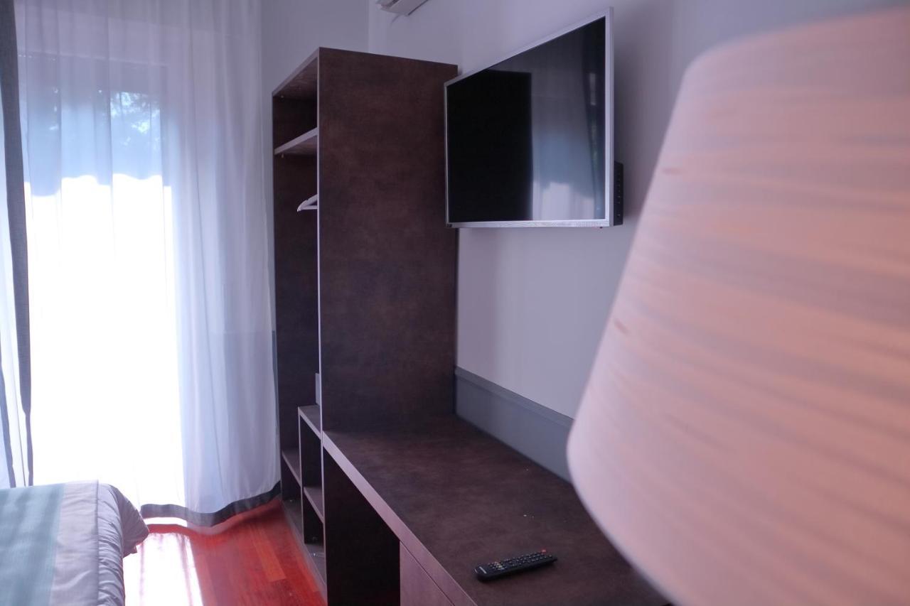 Dimora Dell'Arte - Foresteria Lombarda Smart Rent Sesto San Giovanni Buitenkant foto